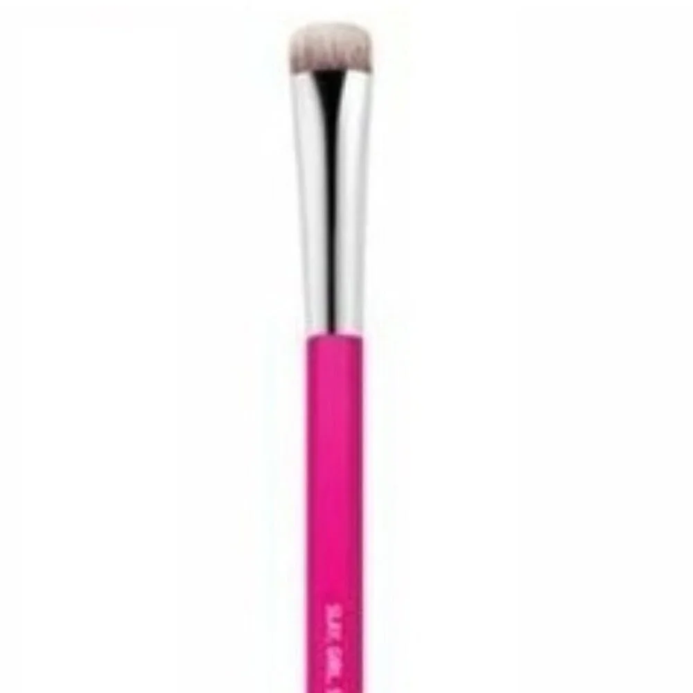 IT Brushes For ULTA Make IT Happen SMUDGER Brush and Metallic Cosmetics Bag NEW